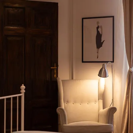 Savoya Flat In The Center